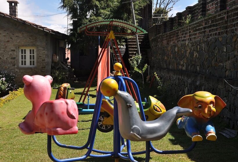 בית מלון כפרי Lilly's Valley Resort