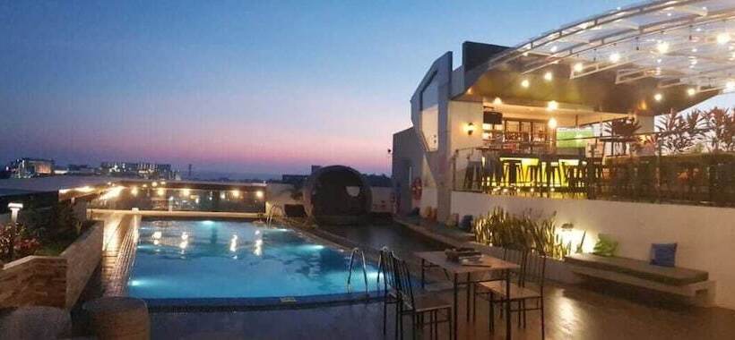 Maxonehotels @balikpapan