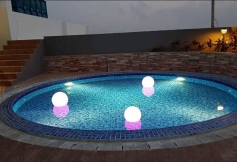 Maxonehotels @balikpapan