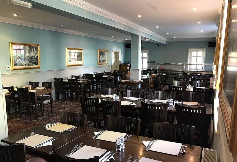 호텔 The Ship Albion