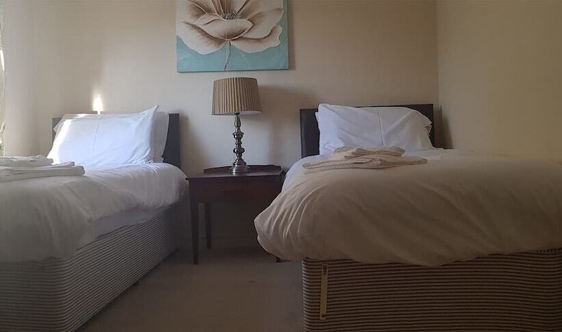 호텔 The Ship Albion