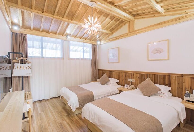 Hotel Wuyishan Old Street Sen Live British Inn