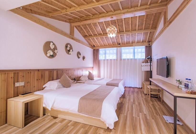 Hotel Wuyishan Old Street Sen Live British Inn