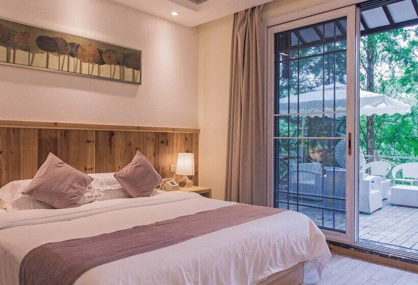 Hotel Wuyishan Old Street Sen Live British Inn