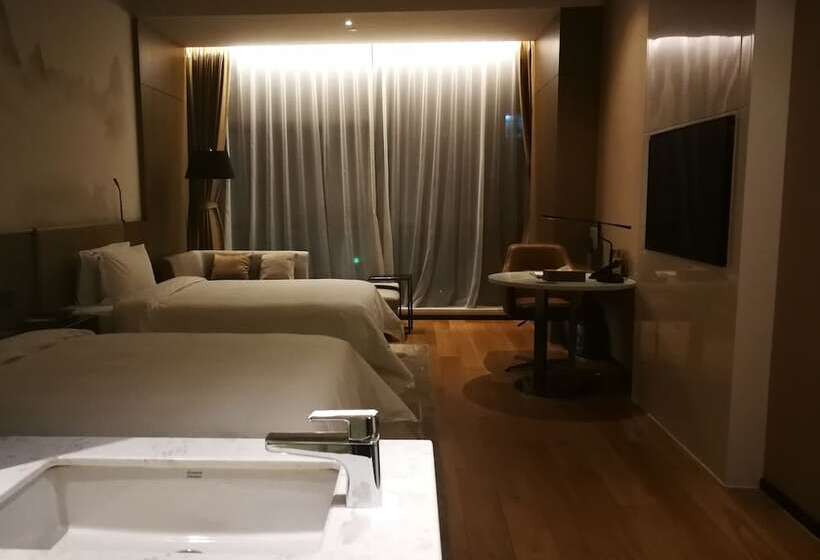 Novotel Deqing Moganshan