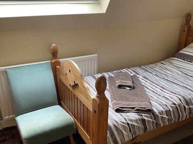 Rosebarne Bed & Breakfast