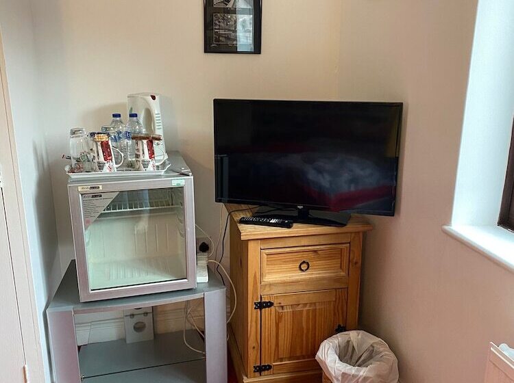 Rosebarne Bed & Breakfast