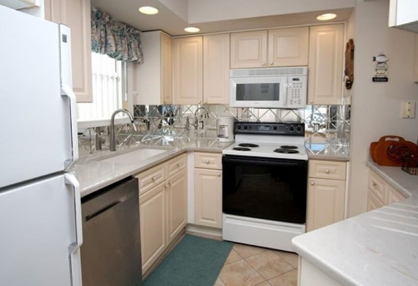 Shorehaven By Elliott Beach Rentals