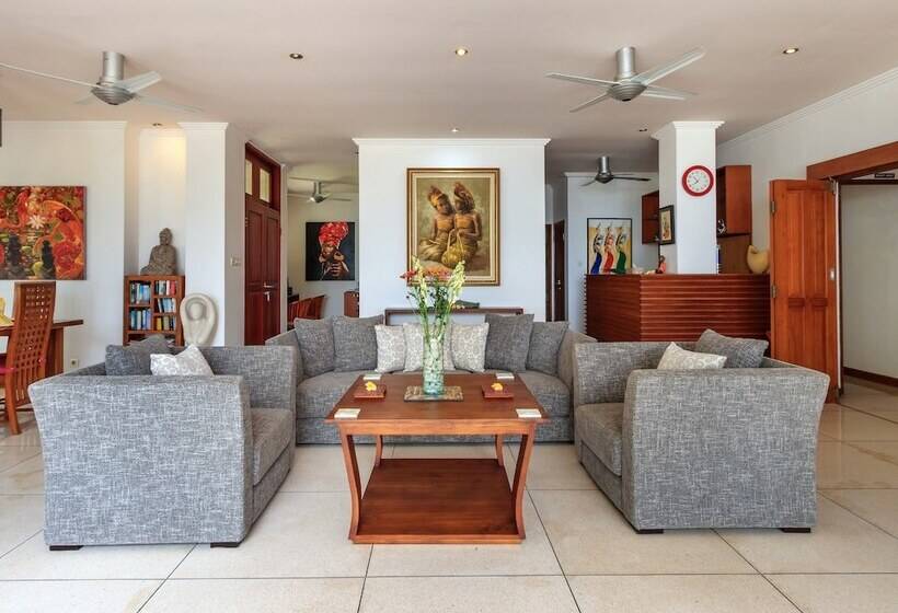 Villa Pantai Candidasa