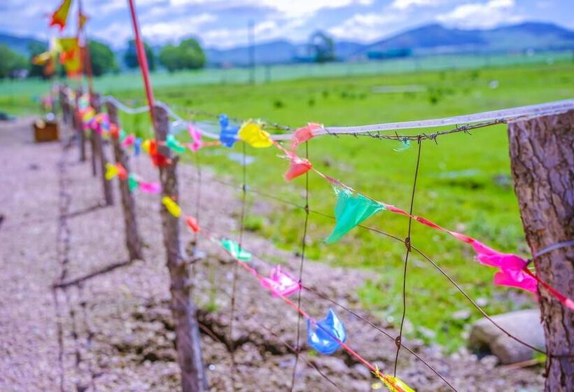 Yijie Holiday Hotel Fengning Lazhaying