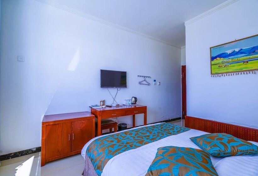 Yijie Holiday Hotel Fengning Lazhaying