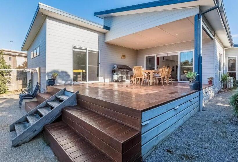 37 Barramundi Ave, Smiths Beach