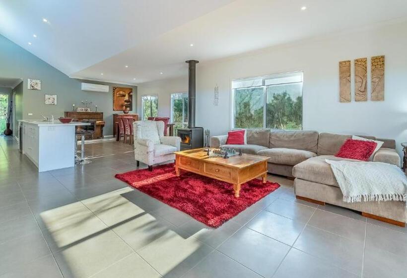 37 Barramundi Ave, Smiths Beach