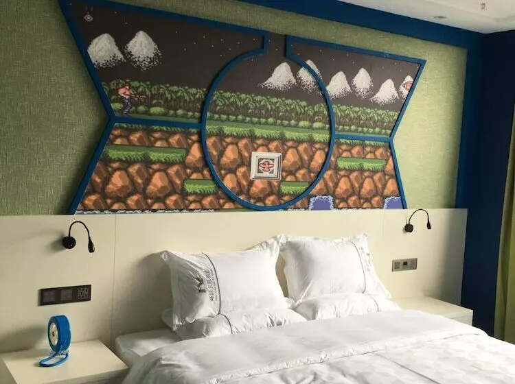 Fun Loving Theme Hotel Of Tengchong