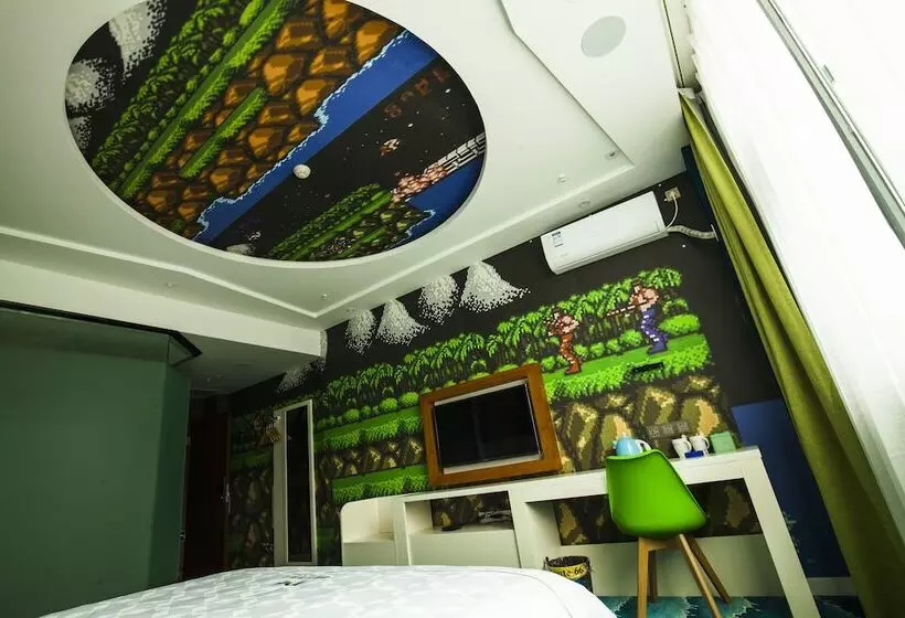 Fun Loving Theme Hotel Of Tengchong