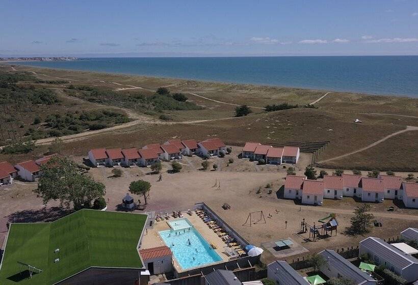 مسافرخانه Ulvf La Grande Dune