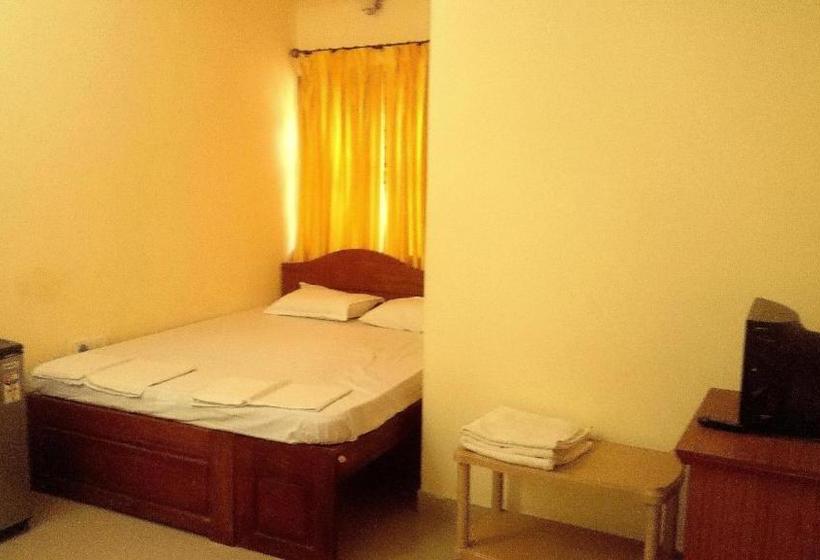 فندق فئة نجمة واحدة Saikunj Holiday Homes