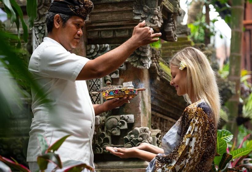 ホテル Adiwana Monkey Forest