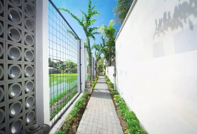 Hotelli Apple Villas & Apartments