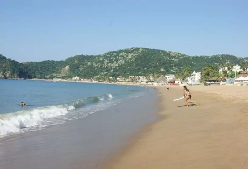 Hotelli Bungalows Las Hamacas