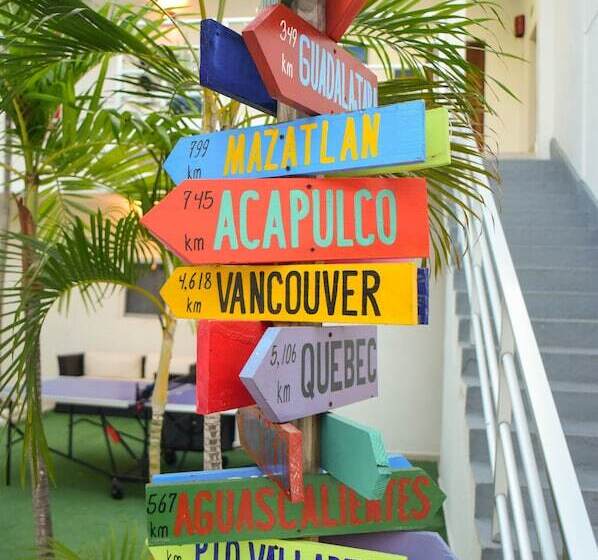 Отель Bungalows Las Hamacas