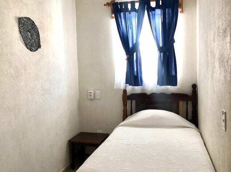 Отель Bungalows Las Hamacas