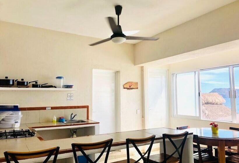 Отель Bungalows Las Hamacas