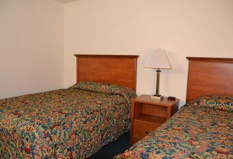 Hotelli Carrington Inn & Suites