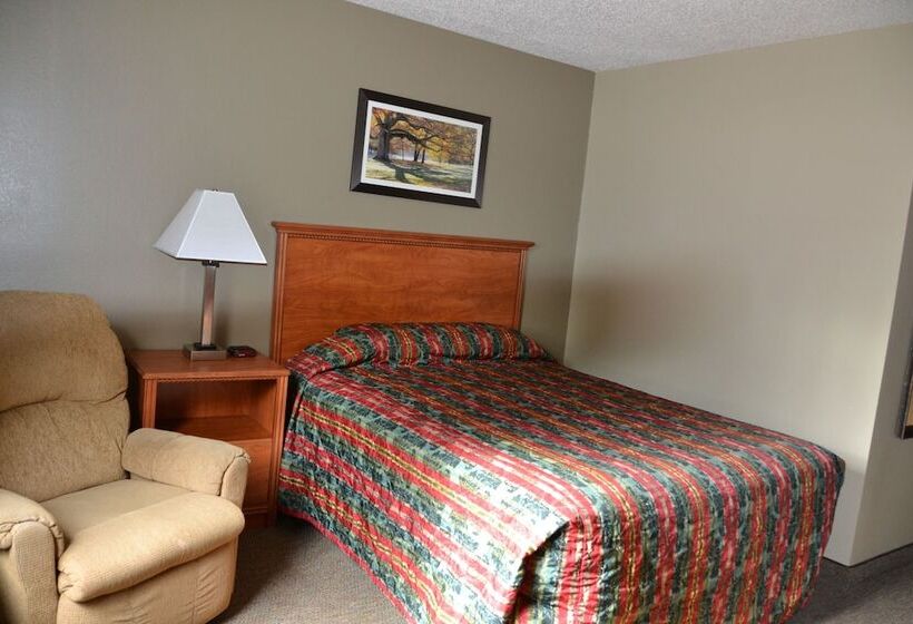 Отель Carrington Inn & Suites