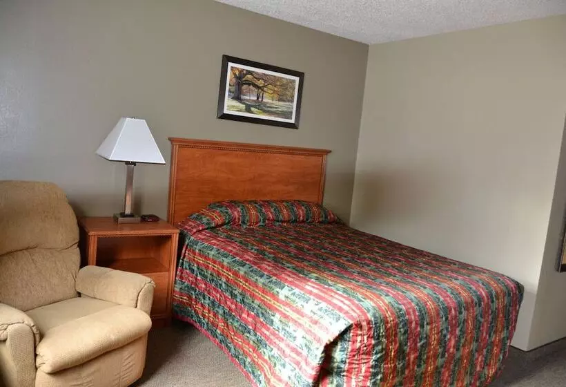 Hotelli Carrington Inn & Suites