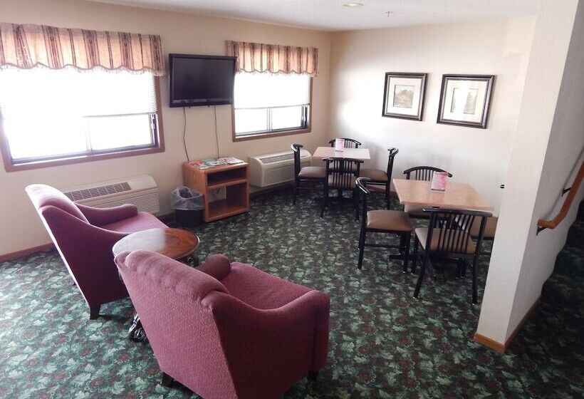 فندق Carrington Inn & Suites