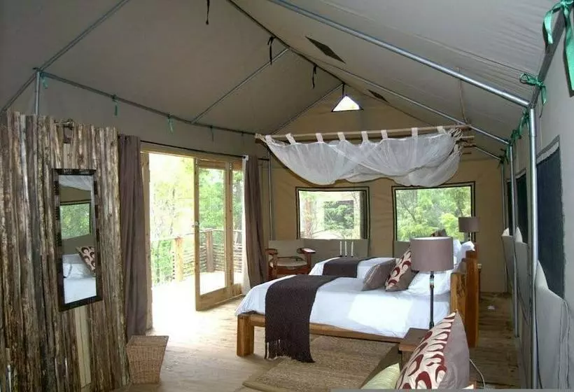 Hotel Miombo Safari Camp