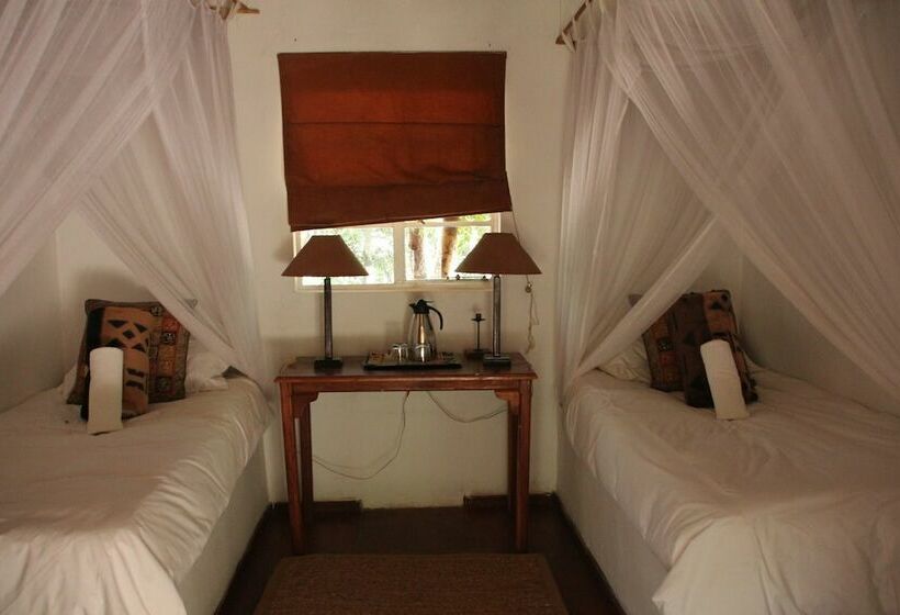 هتل Miombo Safari Camp