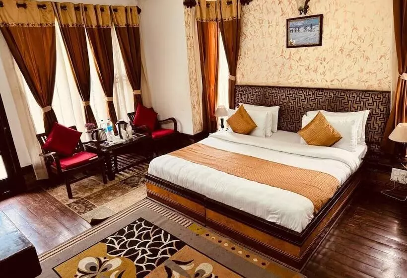 Hotelli Moon Walk Residency, Dharamshala