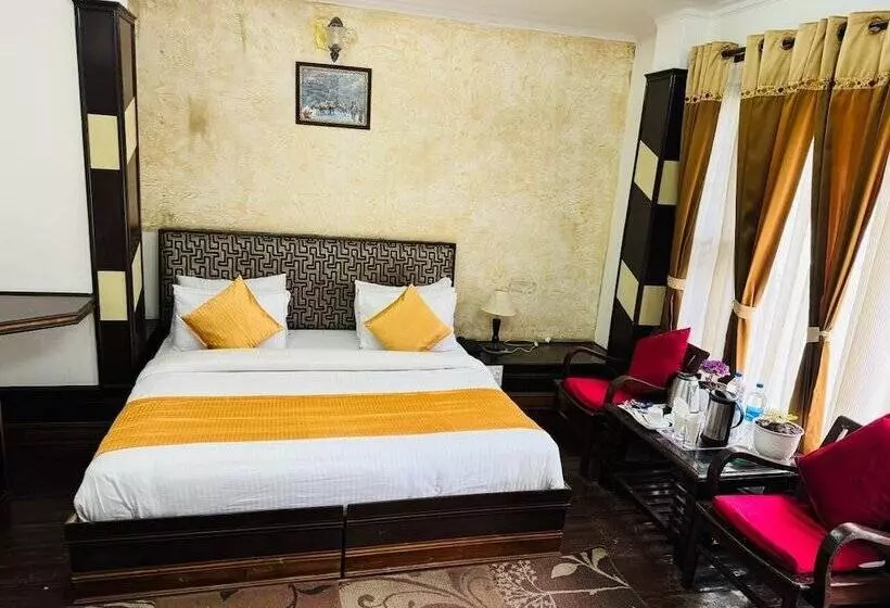 Hotelli Moon Walk Residency, Dharamshala