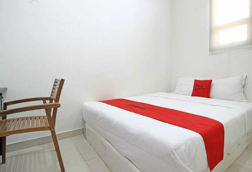 Szálloda Reddoorz Near Rs Moewardi