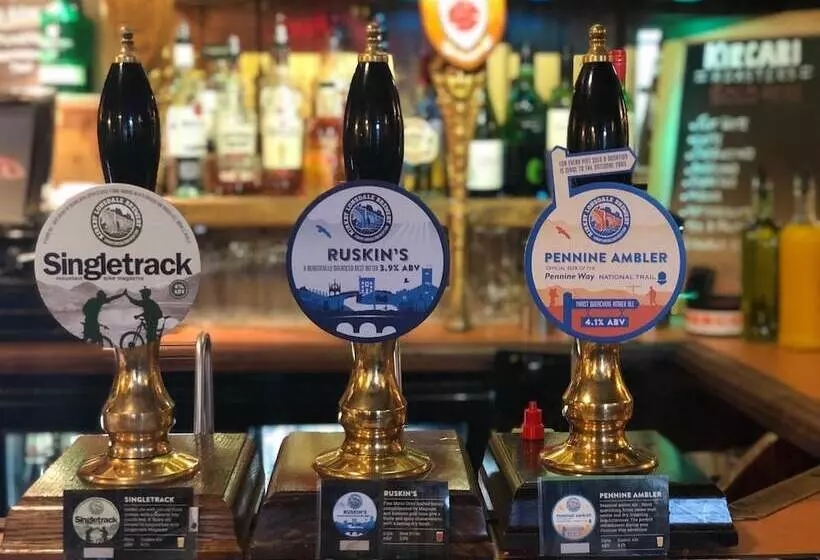 هتل The Orange Tree