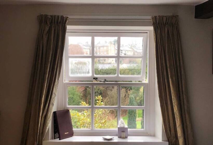 ホテル The Orange Tree