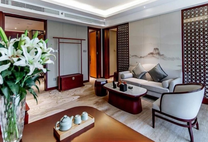 فندق Yun Zen Jinling Acrobatics