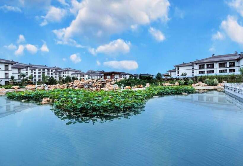 فندق Yun Zen Jinling Acrobatics