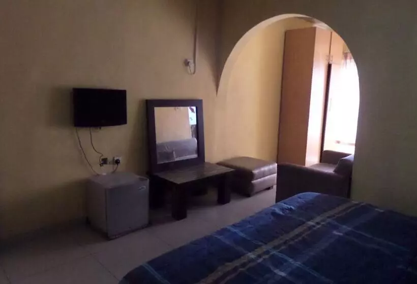 Keblat Hotel  Suites