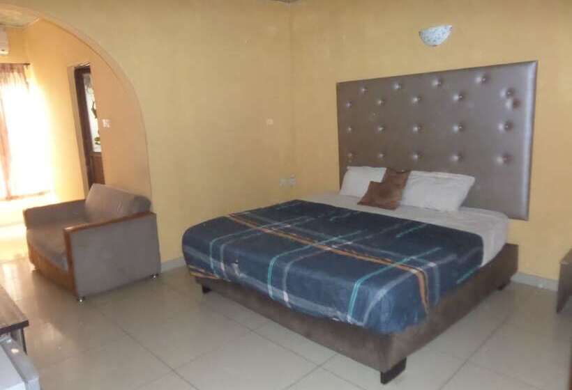 Keblat Hotel  Suites