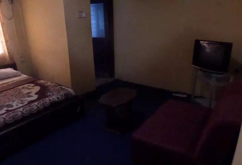 Keblat Hotel  Suites