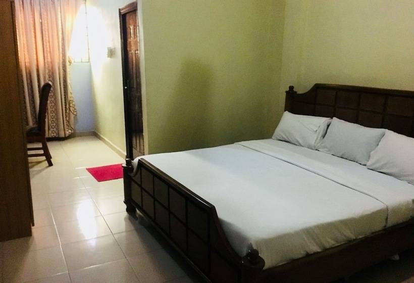 Omo Lucas Hotel & Suites