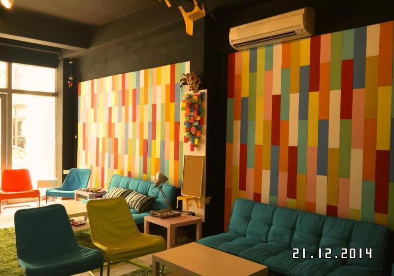 هاستل The Bohemian