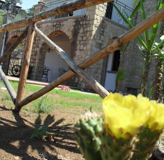 مبيت وإفطار Antica Dimora Palinuro