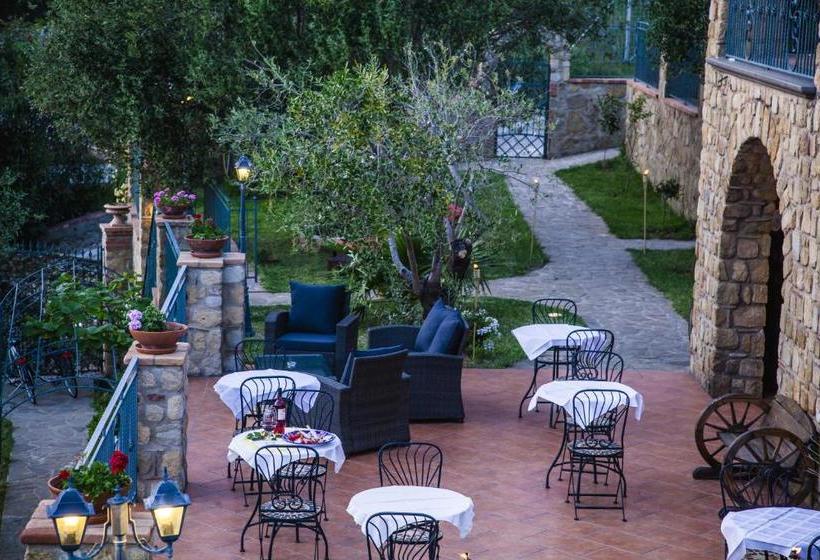 مبيت وإفطار Antica Dimora Palinuro