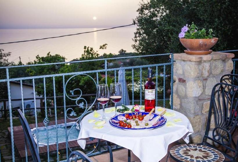 مبيت وإفطار Antica Dimora Palinuro