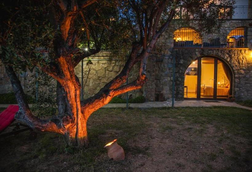 مبيت وإفطار Antica Dimora Palinuro