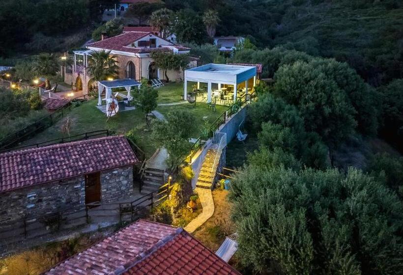 مبيت وإفطار Antica Dimora Palinuro